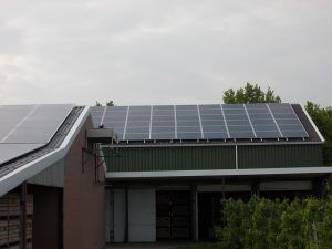 Zonnepanelen op het dak in Schalkwijk